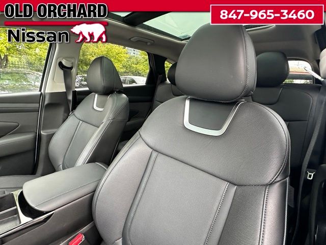 2025 Hyundai Tucson Limited — photo 11 of 22