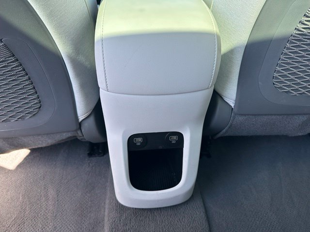 2023 Hyundai IONIQ 5 Limited — photo 18 of 35