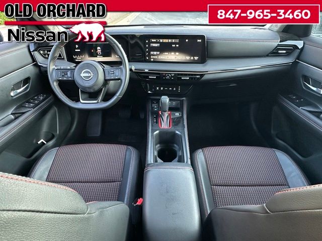 2025 Nissan Kicks SR — photo 12 of 21