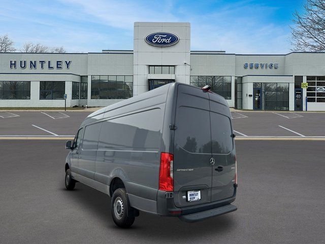 2024 Mercedes-Benz Sprinter 2500 Cargo 170 WB — photo 6 of 28