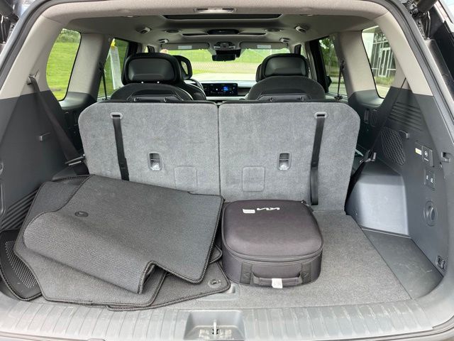 2024 Kia EV9 Land — photo 12 of 45