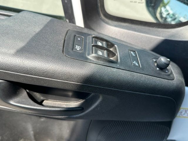 2023 Ram Promaster 3500 High Roof — photo 13 of 18
