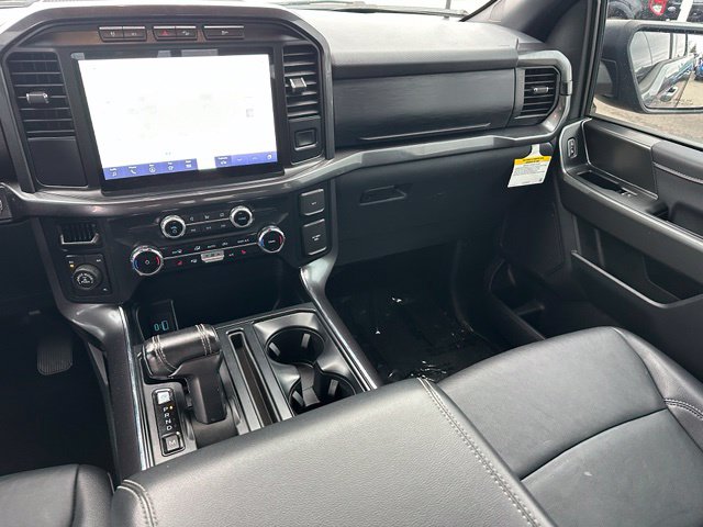 2023 Ford F-150 XLT — photo 16 of 28