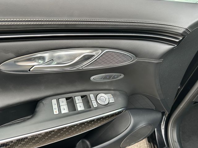 2023 Genesis GV70 3.5T Sport — photo 22 of 37