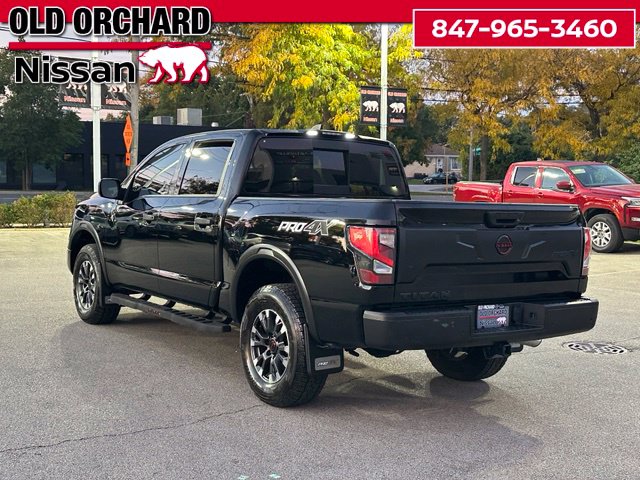 2024 Nissan Titan PRO-4X — photo 8 of 22