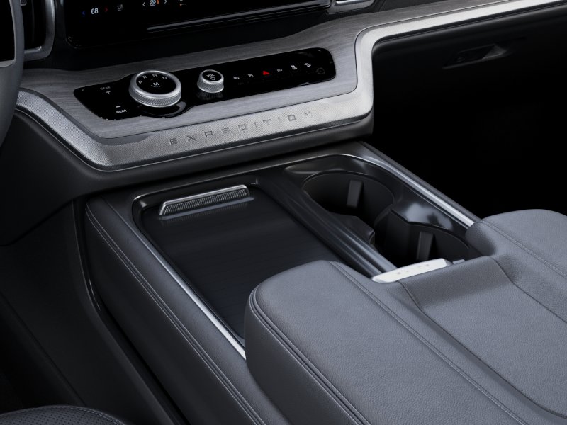 2027 Ford Expedition Max Platinum — photo 39 of 54