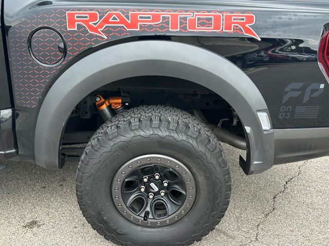 2023 Ford F-150 Raptor — photo 8 of 33