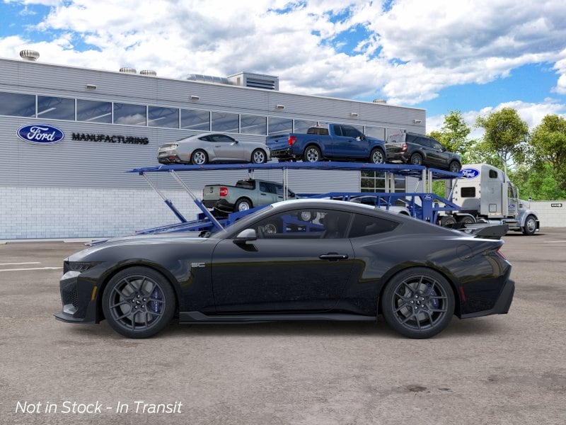 2026 Ford Mustang Dark Horse — photo 26 of 52