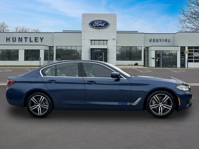 2023 BMW 5 Series 530i xDrive — photo 4 of 42