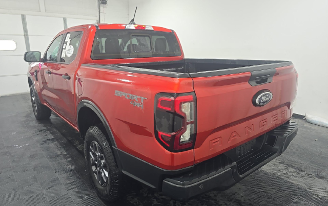 2024 Ford Ranger XLT — photo 5 of 10