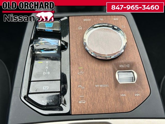 2023 BMW iX xDrive50 — photo 21 of 23