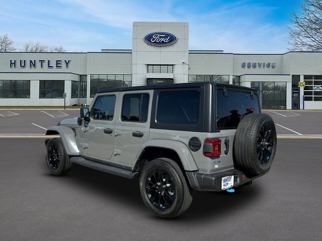 2023 Jeep Wrangler Sahara 4xe — photo 6 of 34