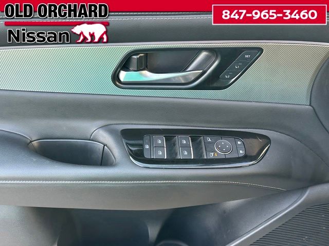 2025 Nissan Murano SL — photo 11 of 22