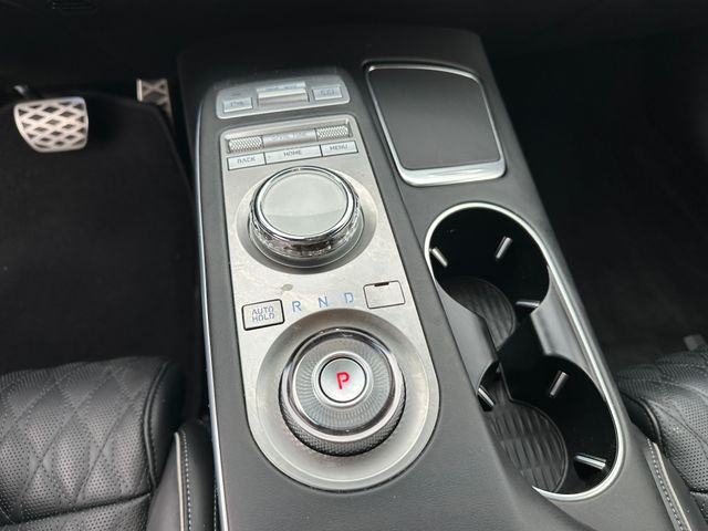 2023 Genesis GV70 3.5T Sport — photo 24 of 37