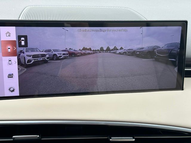 2026 Genesis GV70 2.5T Advanced — photo 31 of 37