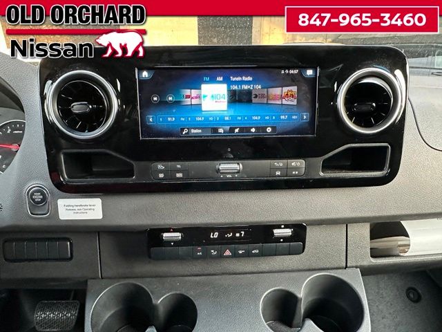 2023 Mercedes-Benz Sprinter 2500 Cargo 144 WB — photo 18 of 23