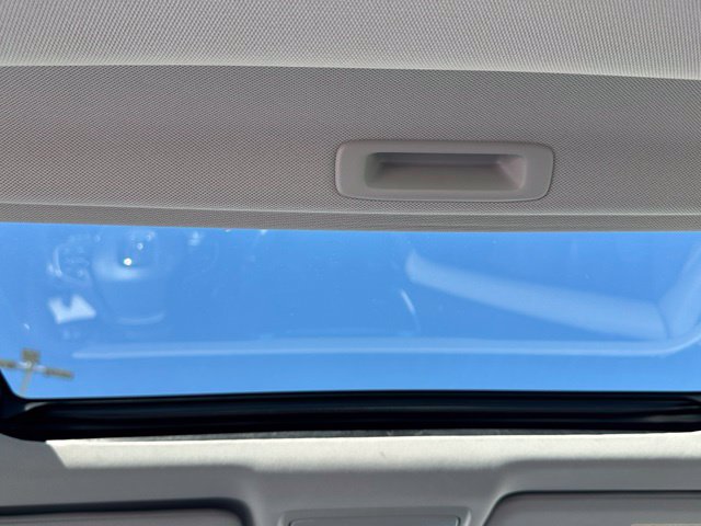 2020 Honda Accord Touring 2.0T — photo 14 of 29