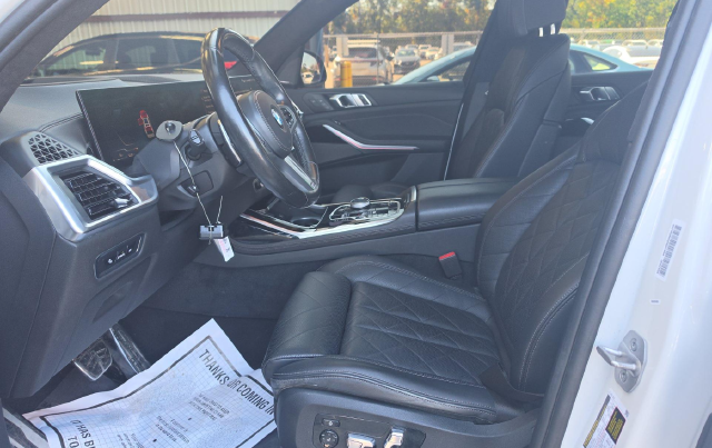 2024 BMW X7 xDrive40i — photo 5 of 9