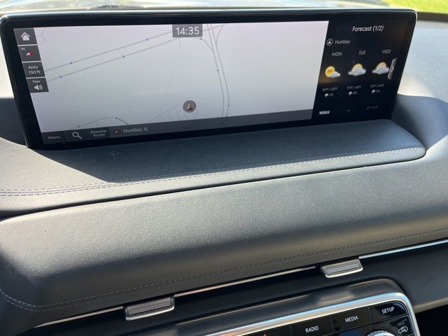 2023 Genesis GV80 2.5T — photo 24 of 34