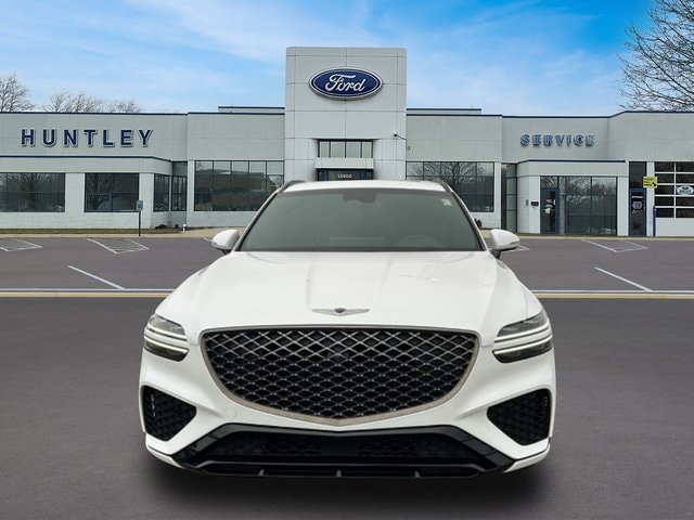 2023 Genesis GV70 2.5T — photo 3 of 41
