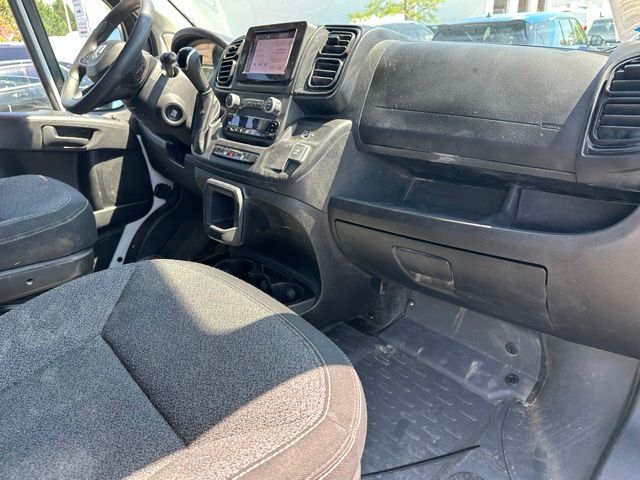 2024 Ram Promaster 2500 High Roof — photo 9 of 21