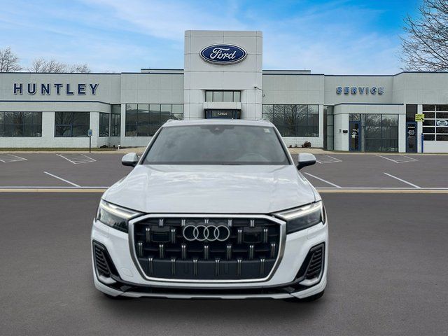 2025 Audi Q7 55 Premium Plus — photo 3 of 34