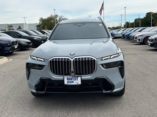 2024 BMW X7 xDrive40i — photo 3 of 35