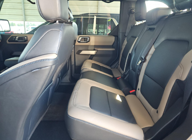 2023 Ford Bronco Wildtrak — photo 9 of 10