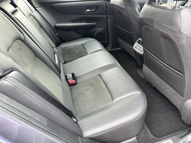 2024 Nissan Ariya Engage e-4orce — photo 11 of 27
