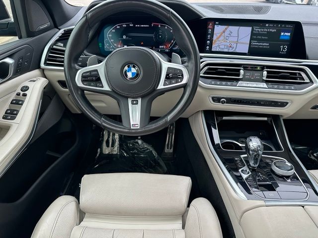 2022 BMW X5 M50i — photo 38 of 49