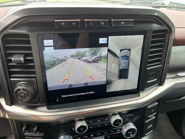 2023 Ford F-150 Lariat — photo 28 of 30