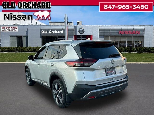 2022 Nissan Rogue SL — photo 8 of 22