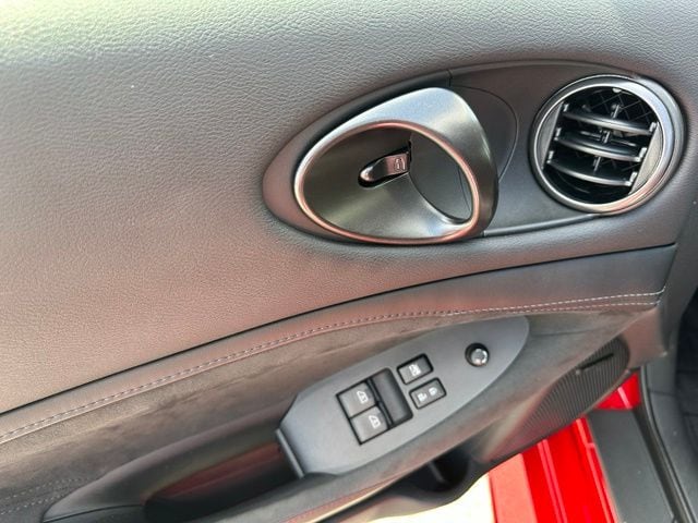 2025 Nissan Z Nismo — photo 16 of 26