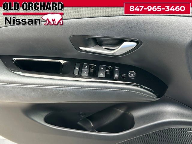 2023 Hyundai Santa Cruz Limited — photo 10 of 22