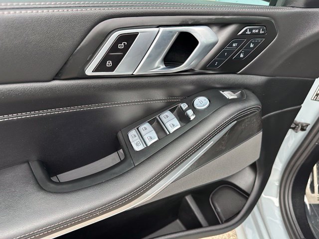 2024 BMW X7 xDrive40i — photo 24 of 35