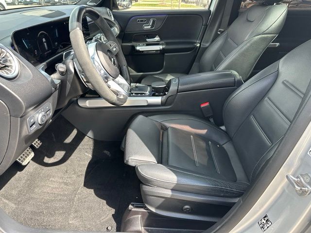 2023 Mercedes-Benz GLB GLB 35 AMG® — photo 20 of 27