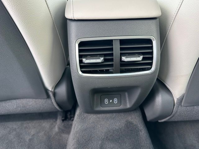 2025 Hyundai Sonata Hybrid Limited — photo 16 of 40