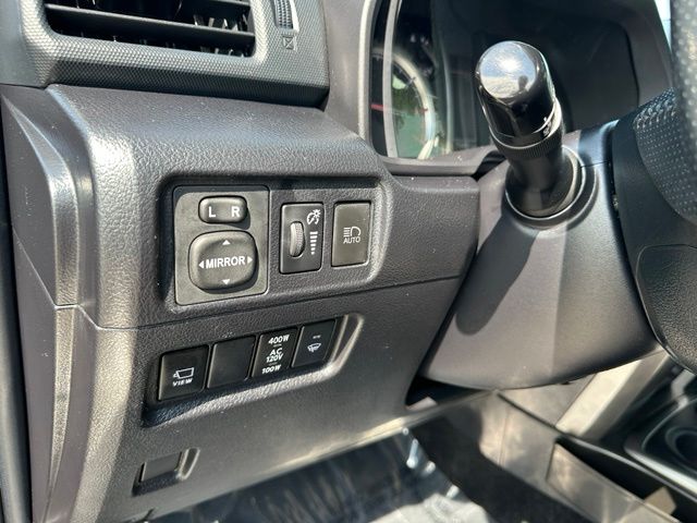 2022 Toyota 4Runner Limited — photo 20 of 31