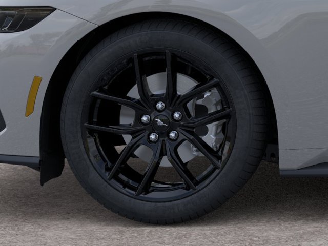 2026 Ford Mustang Ecoboost — photo 20 of 52