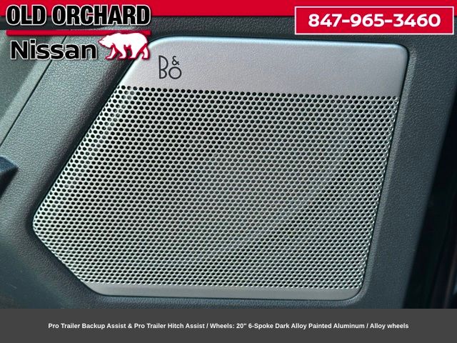 2023 Ford F-150 Lariat — photo 13 of 25