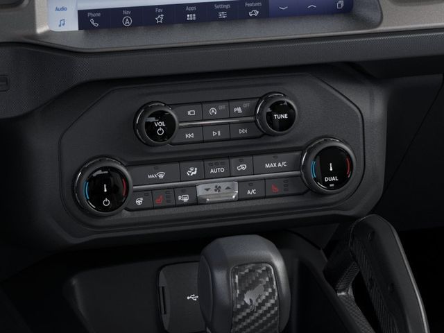 2025 Ford Bronco Raptor — photo 17 of 58