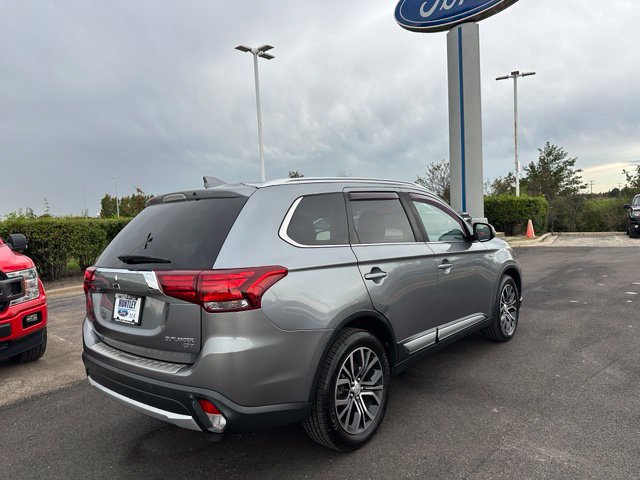2017 Mitsubishi Outlander GT — photo 4 of 25