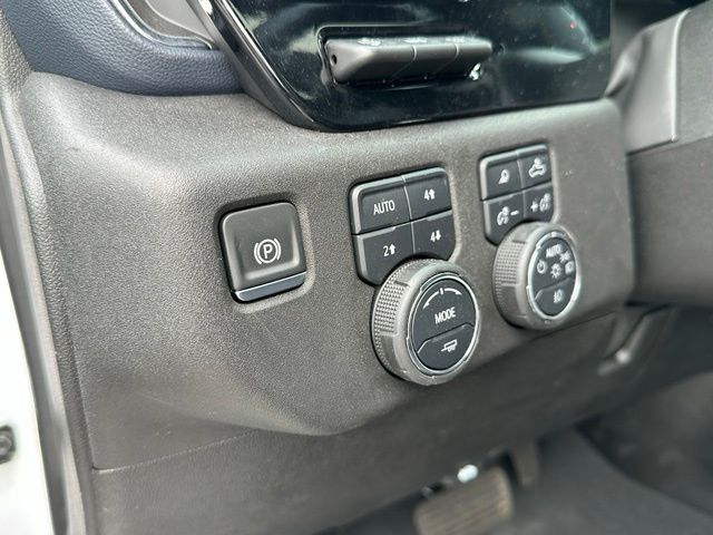 2024 Chevrolet Silverado 2500HD High Country — photo 18 of 53