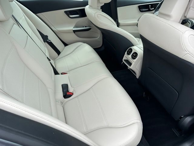 2024 Mercedes-Benz C-Class C 300 — photo 12 of 29