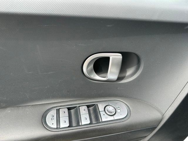 2024 Hyundai IONIQ 5 SEL — photo 18 of 25