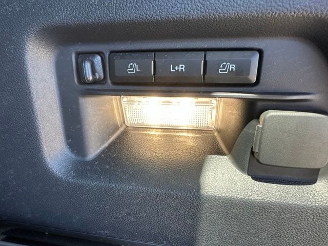 2026 Ford Explorer Tremor — photo 15 of 38