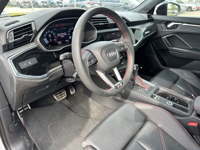 2025 Audi Q3 Premium Plus — photo 21 of 30