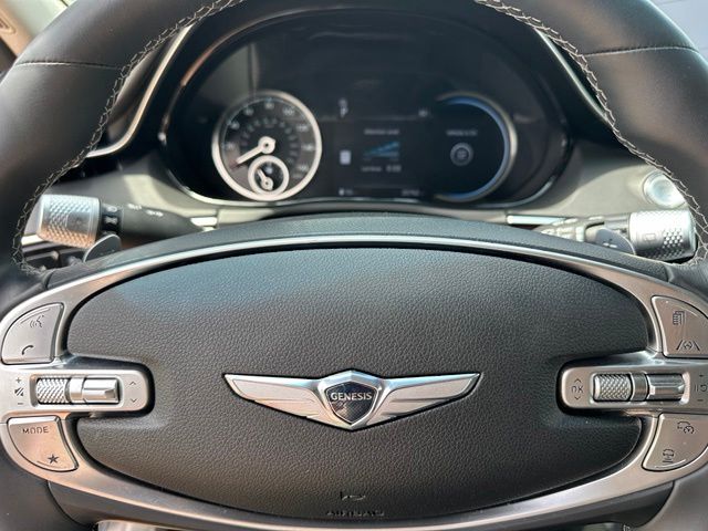 2025 Genesis GV70 2.5T — photo 33 of 34