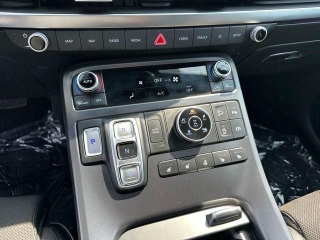2024 Hyundai Palisade Calligraphy Night Edition — photo 29 of 41
