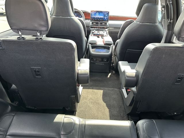 2022 Lincoln Navigator Reserve — photo 14 of 36